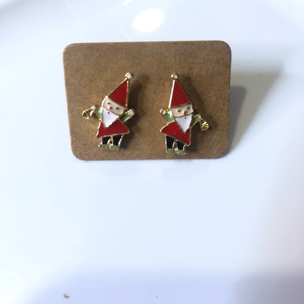 Santa, earrings (studs) new!